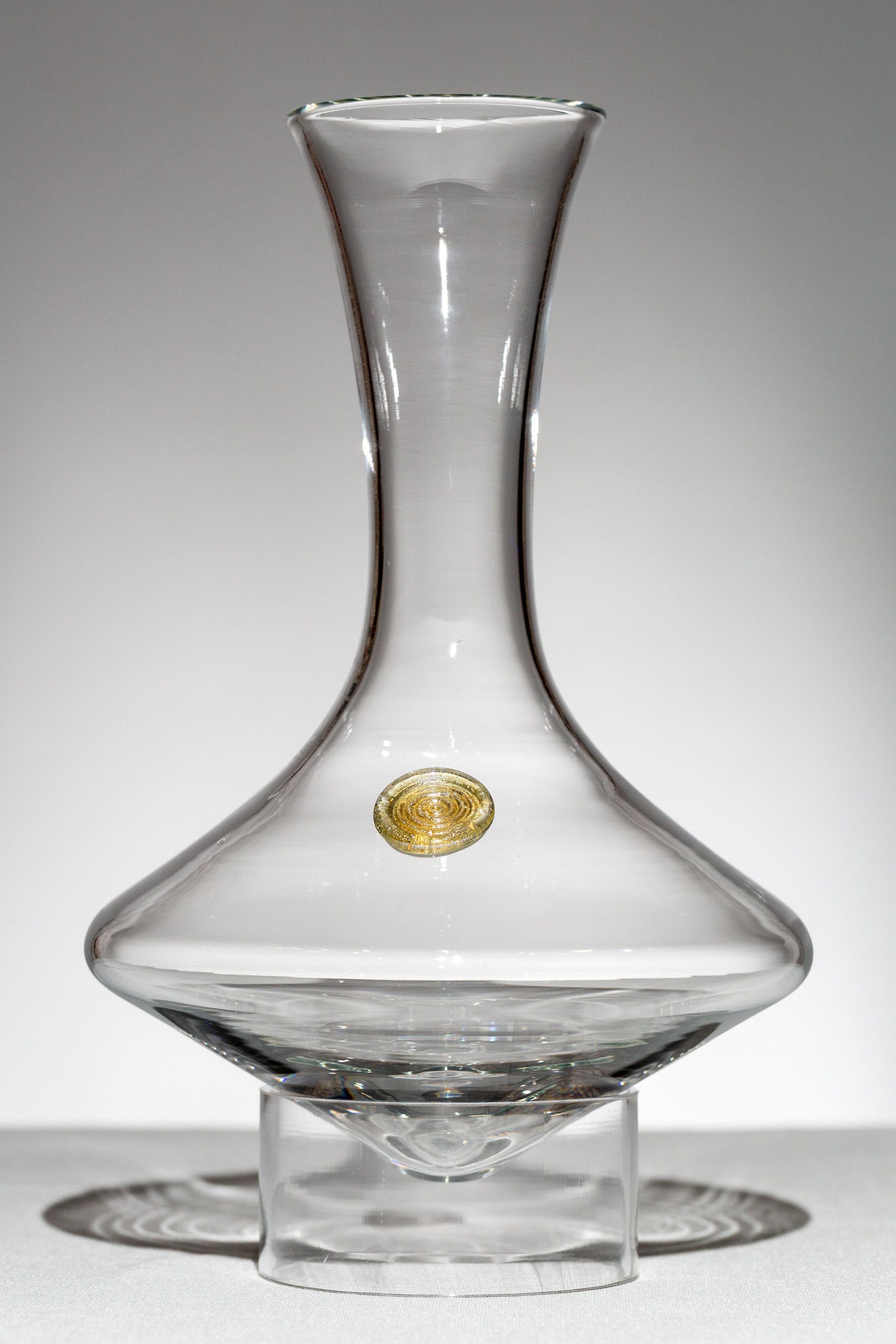 Rolling Wine Decanter with Medallion