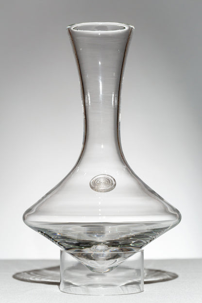 Rolling Wine Decanter with Medallion